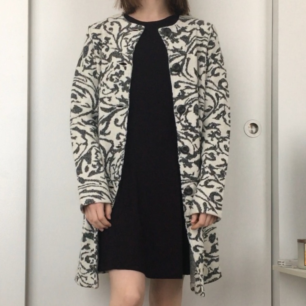 Kenar Coat